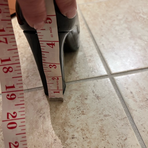 Gucci Booties - Picture 6 of 8